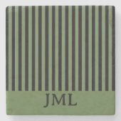 濃いスタイリッシュ緑と黒のストライプモノグラム ストーンコースター (正面)