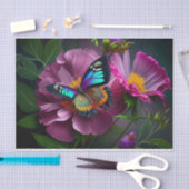 濃いピンクの花の間の明るいティール（緑がかった色）蝶 薄葉紙 (クラフト)