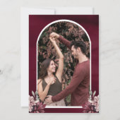 濃いムーディフローラフレームフォトブラックブライダルシャワー 招待状 (裏面)