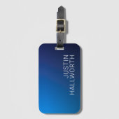濃いモダン青色のグラデーションと編ミニマル集文字 ラゲッジタグ (正面縦)