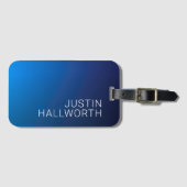 濃いモダン青色のグラデーションと編ミニマル集文字 ラゲッジタグ (正面横)