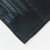 濃い墓地の背景 フリースブランケット (角)