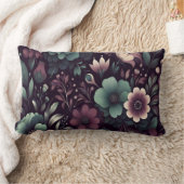 濃い紫と緑の花模様 ランバークッション (ブランケット)