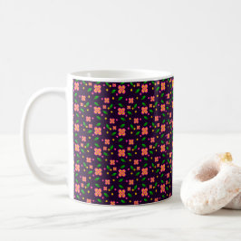 濃い紫の鮮やかな花柄のシームレスパターン コーヒーマグカップ