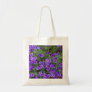 濃い紫色の牡牛の花が多い トートバッグ