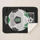 濃い緑と黒のサッカーボール シェルパブランケット (正面(横))