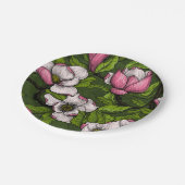濃い緑に咲くマグノリア ペーパープレート (アングル)