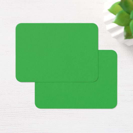 濃い緑の木々で満たされた緑豊かな風景と (デスク)