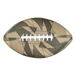 '濃い緑の背景'上のベージュ三角形切り出し アメリカンフットボール