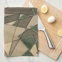 '濃い緑の背景'上のベージュ三角形切り出し キッチンタオル