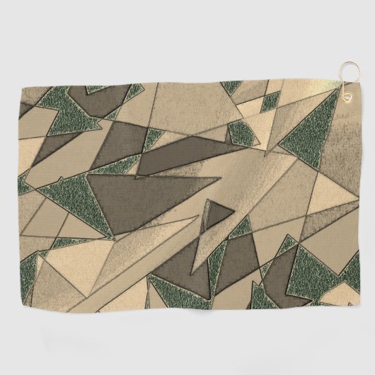 '濃い緑の背景'上のベージュ三角形切り出し ゴルフタオル (横)