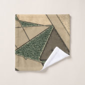 '濃い緑の背景'上のベージュ三角形切り出し バスタオルセット (ウォッシュタオル)