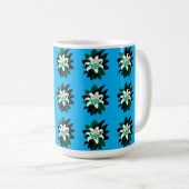 濃い緑の葉と白いユリの花 コーヒーマグカップ (正面右)
