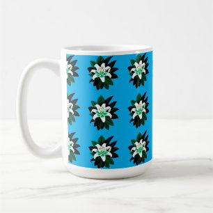 濃い緑の葉と白いユリの花 コーヒーマグカップ