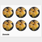 「濃い背景の黄色いチューリップ」 ラウンドシール (シート)