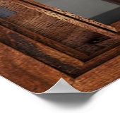 濃い色合いの開いたフランスの窓の白い花見 ポスター (角)