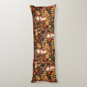 濃い茶色の秋のリスとフローラ ボディピロー (裏面 (縦))