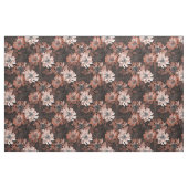 濃い茶色の背景にクリーム、寺色の花 ファブリック (ファットクウォーター)