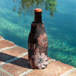 濃い茶色の背景にクリーム、寺色の花 ボトルクーラー