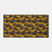濃い茶色の黄色い円錐花序 デスクマット (正面)