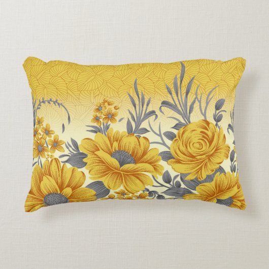 濃い葉を持つ黄色い花柄 アクセントクッション (正面)