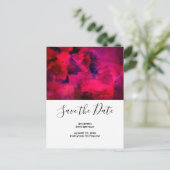 濃い赤と紫のはっきりした誕生日日付の保存 インビテーションポストカード (スタンド正面)