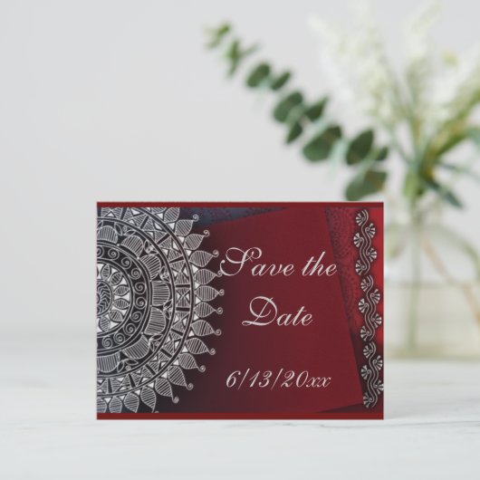 濃い赤と銀のデザイン 案内ポストカード (スタンド正面)