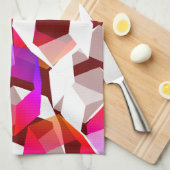 濃い赤の背景に多くの六角形が色付けされている キッチンタオル (四つ折り)