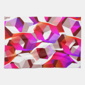 濃い赤の背景に多くの六角形が色付けされている キッチンタオル (横)