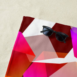 濃い赤の背景に多くの六角形が色付けされている ビーチタオル