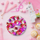 濃い赤の背景に多くの六角形が色付けされている ペーパープレート (パーティー)