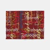 濃い赤の色名タイポグラフィ フリースブランケット (正面(横))