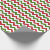 濃い赤、緑、白いシェブロン ラッピングペーパー (角)