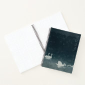 濃い青い白鳥の行頭文字（縦型） ノートブック (内部)