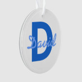 濃い青と淡い青の白の編集可能な名前モノグラム オーナメント (正面)