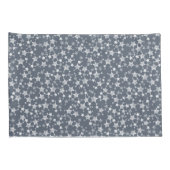 濃い青と灰色の上に白 |リノプリント星模様 枕カバー (裏面-右)