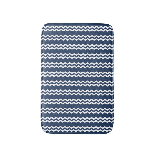 濃い青と白の垂直シェブロンデザイン バスマット (正面縦)