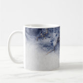 濃い青と金ゴールドの水色のインクマーク コーヒーマグカップ (左)