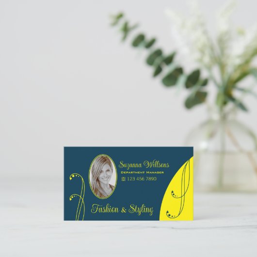 濃い青と黄華美色、ポートレート写真 名刺 (スタンド正面)