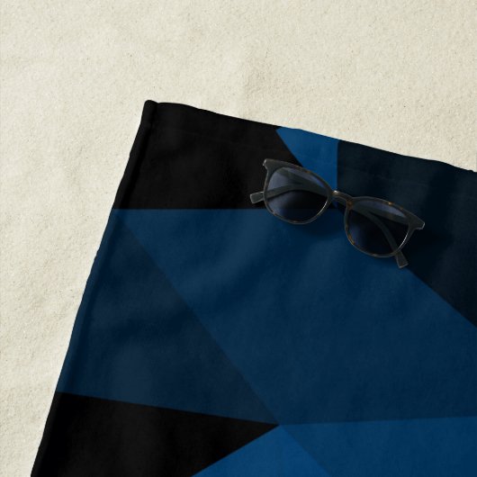 濃い青と黒のジオメトリメッシュパターン ビーチタオル (インサイチュ)