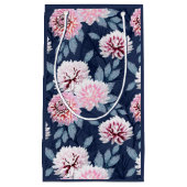 濃い青に白いピンク色の花。 スモールペーパーバッグ (正面)