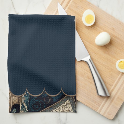 濃い青のペイズリーアパターン（の模様が）あるクセント キッチンタオル (四つ折り)