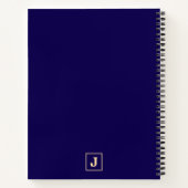 濃い青のレトロボールドセリフデスクネームプレート ノートブック (裏面)