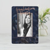 濃い青の植物学葉系モダン卒業会 招待状 (スタンド正面)