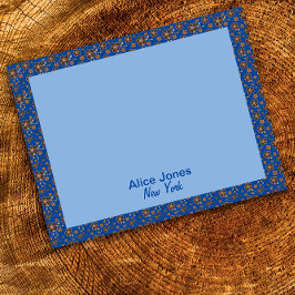 濃い青の模様茶色の天然花 ノートパッド