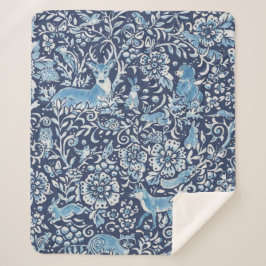 濃い青の白い森の動物冬兎 シェルパブランケット