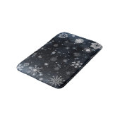 濃い青の背景の雪 バスマット (アングル)