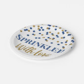 濃い青の金ゴールド紙吹雪が恋にまき散らされる ペーパープレート (アングル)