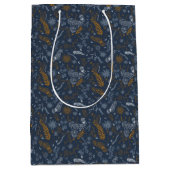 濃い青色の背景に花の落書き ミディアムペーパーバッグ (正面)