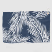 濃い青離れ色の背景に白いヤシの ゴルフタオル (横)
